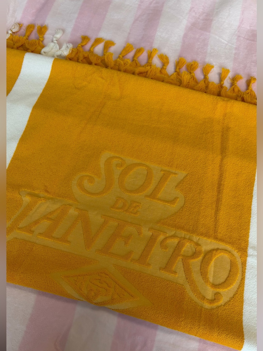 Sol de Janeiro beach towel